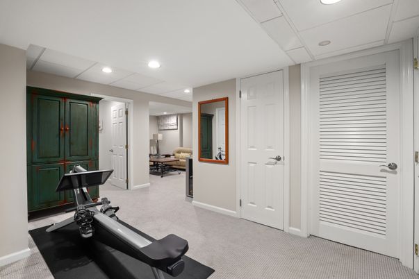 Fitness Equipment, Interior, Recessed Lighting