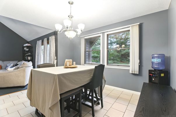 Chandelier, Dining room, Interior, Living room