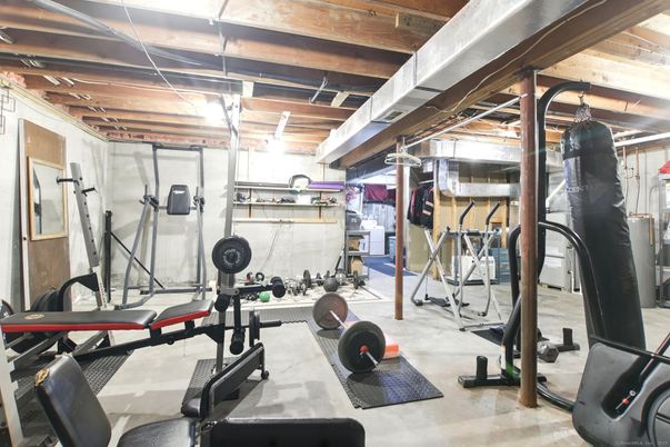 Fitness Equipment, Interior, Wooden Beams