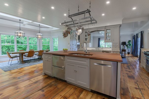 Dining room, Interior, Kitchen, Pendant Lights, Recessed Lighting, Stainless Steel Appliances, Wood Texture Flooring