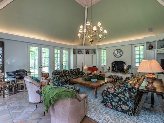 Chandelier, Dining room, Fireplace, Interior, Living room