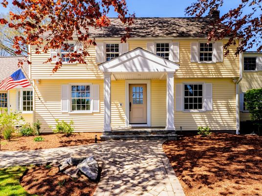 Exterior, Facade, Cape Cod