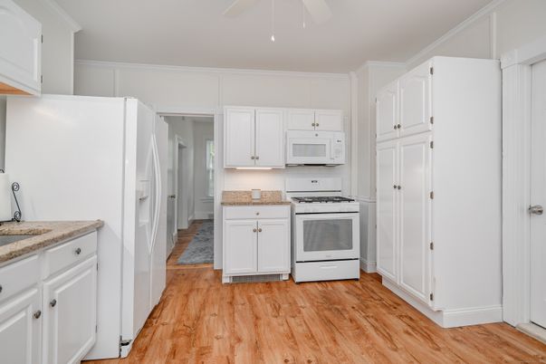 Interior, Kitchen, Recessed Lighting, Wood Texture Flooring