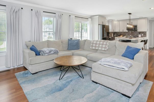 Interior, Kitchen, Living room, Pendant Lights, Recessed Lighting, Stainless Steel Appliances, Wood Texture Flooring