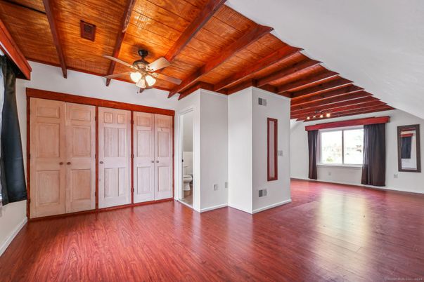 Empty room, Interior, Wooden Beams, Wooden Ceilings, Wood Texture Flooring