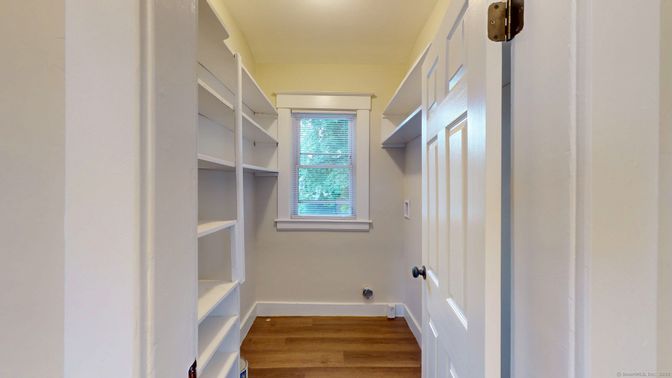 Interior, Walk-in Closets, Wood Texture Flooring