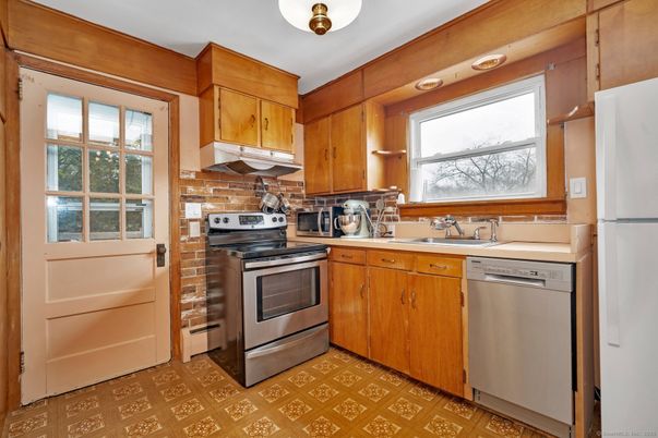 Interior, Kitchen, Stainless Steel Appliances