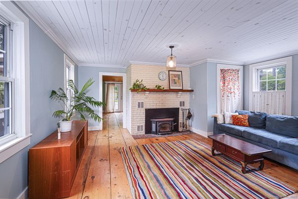 Fireplace, Interior, Living room, Pendant Lights, Stone Walls, Wood Texture Flooring
