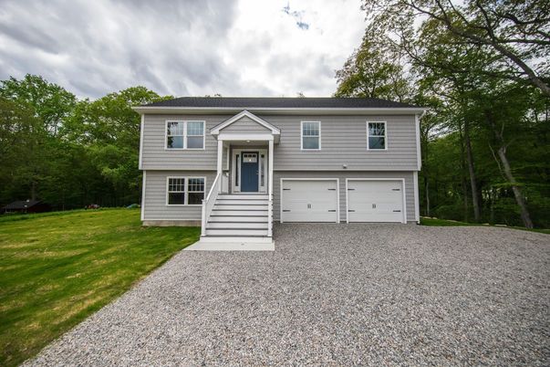 Attached, Exterior, Facade, Raised Ranch