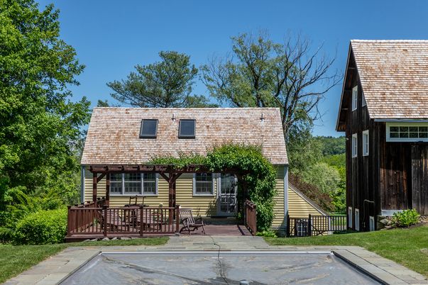Exterior, Facade, Cape Cod
