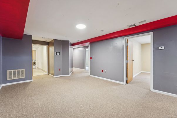 Elevator, Empty room, Interior, Recessed Lighting
