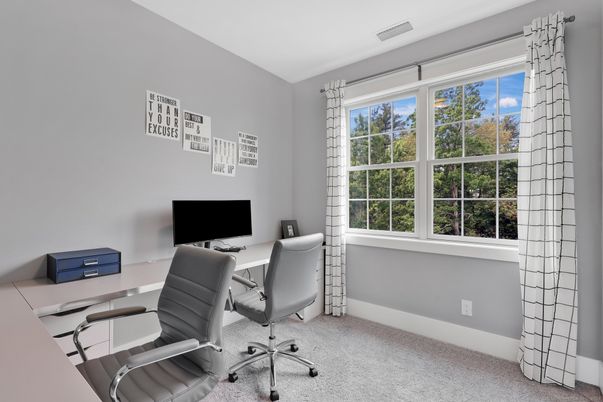 Home Office, Interior