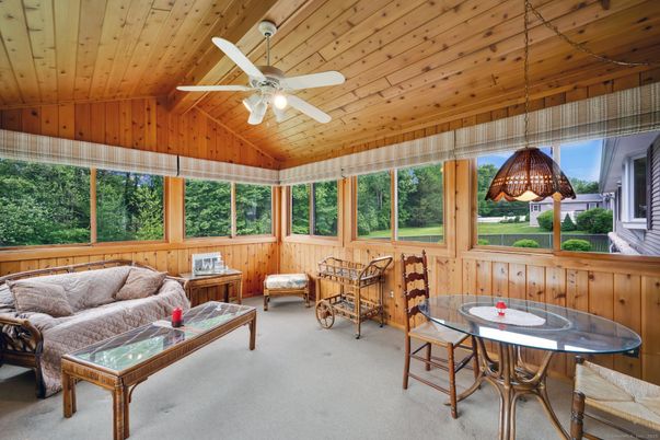 Interior, Living room, Pendant Lights, Sun Room, Wooden Ceilings, Wooden Walls