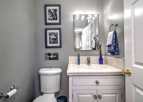 Bathroom, Interior, Tile Countertops