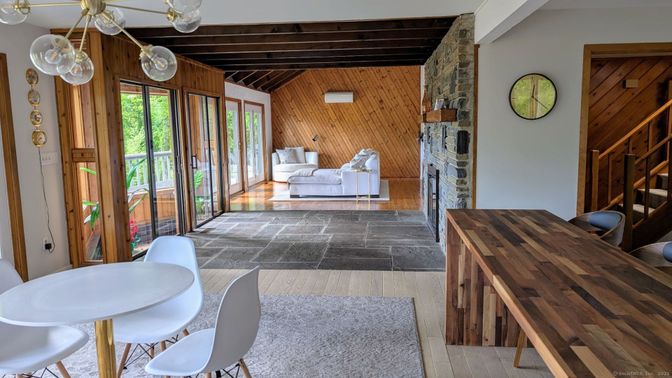 Dining room, Interior, Wooden Beams