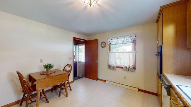 Dining room, Interior