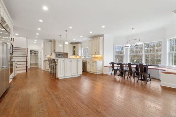 Dining room, Interior, Kitchen, Pendant Lights, Recessed Lighting, Stainless Steel Appliances, Wood Texture Flooring