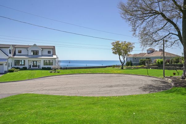 Backyard, Exterior, Water