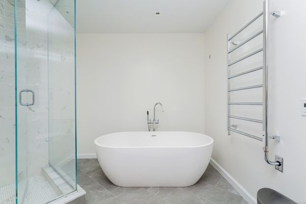 Bathroom, Free Standing Baths, Glass Shower, Interior