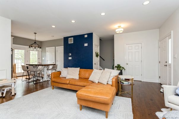 Dining room, Interior, Living room, Pendant Lights, Recessed Lighting, Wood Texture Flooring