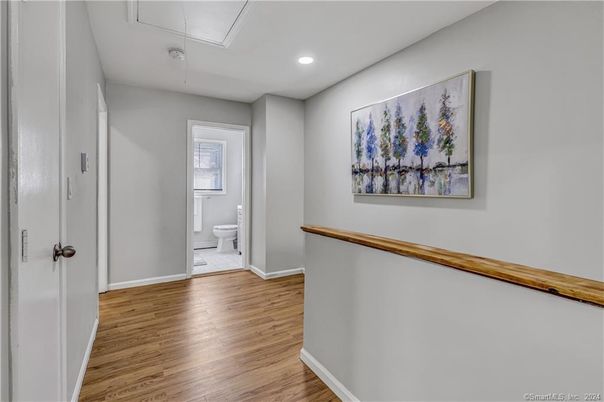 Bathroom, Interior, Recessed Lighting, Wood Texture Flooring