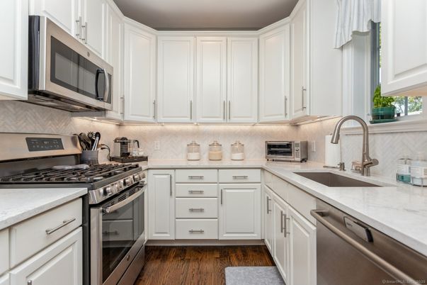 Interior, Kitchen, Stainless Steel Appliances, Wood Texture Flooring