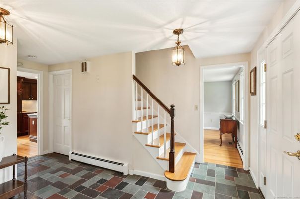 Interior, Pendant Lights, Wood Texture Flooring