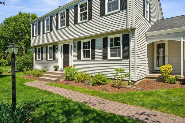 Exterior, Facade, Cape Cod