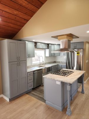 Interior, Kitchen, Recessed Lighting, Stainless Steel Appliances, Wooden Ceilings, Wood Texture Flooring