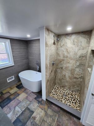 Bathroom, Free Standing Baths, Interior, Recessed Lighting