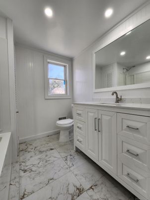 Bathroom, Interior, Marble, Recessed Lighting