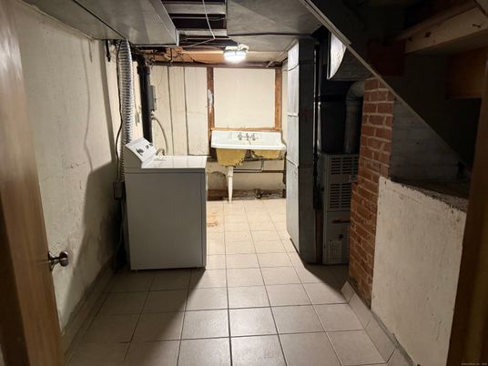 Interior, Stone Walls, Washer