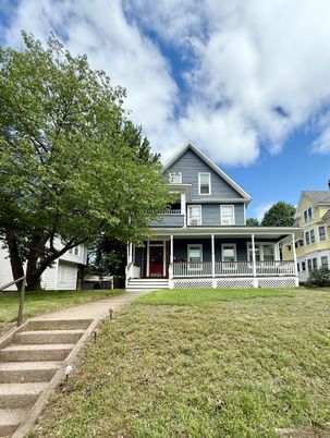 Backyard, Exterior, Facade, Queen Anne Victorian