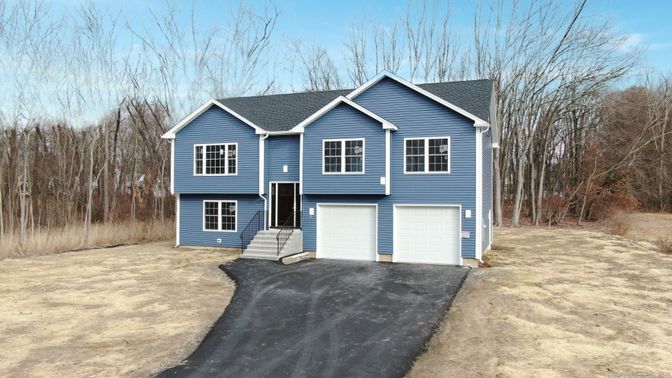 Attached, Exterior, Facade, Raised Ranch