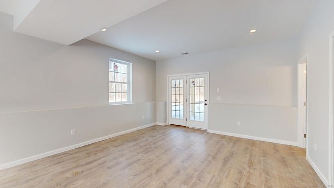 Empty room, Interior, Recessed Lighting, Wood Texture Flooring