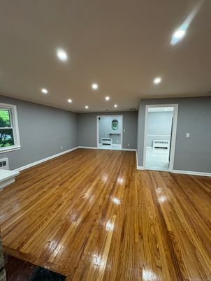 Empty room, Interior, Recessed Lighting, Wood Texture Flooring