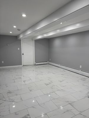Empty room, Interior, Marble, Recessed Lighting
