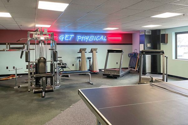 Fitness Equipment, Game Room, Interior, Recessed Lighting