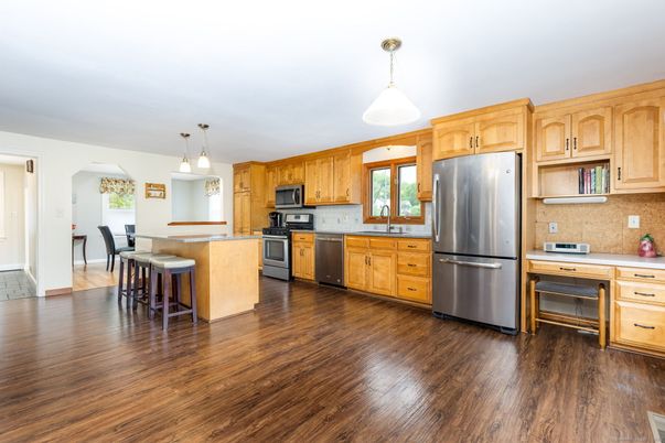 Dining room, Interior, Kitchen, Pendant Lights, Wood Texture Flooring