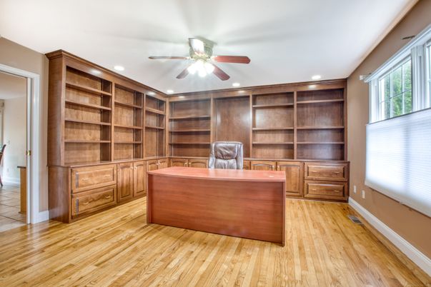 Home Office, Interior, Recessed Lighting, Wood Texture Flooring