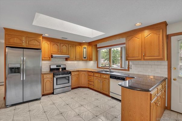 Interior, Kitchen, Marble, Recessed Lighting, Stainless Steel Appliances
