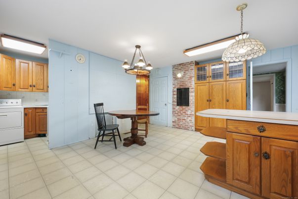 Chandelier, Dining room, Interior, Kitchen, Pendant Lights, Stone Walls