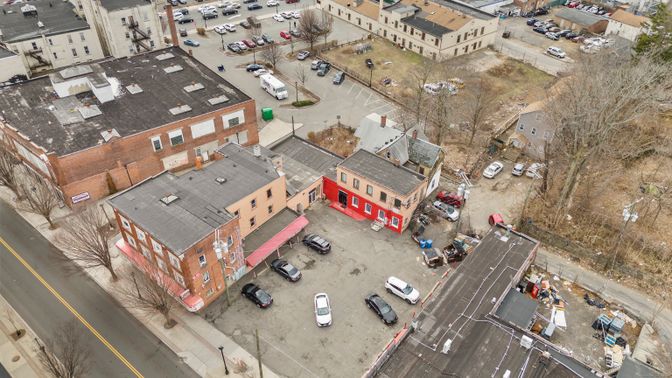 Exterior, Drone