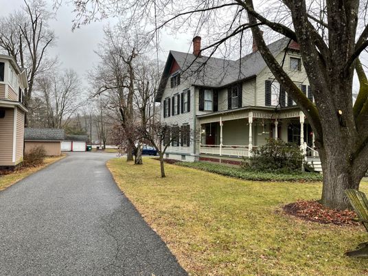 Backyard, Exterior, Facade, Queen Anne Victorian