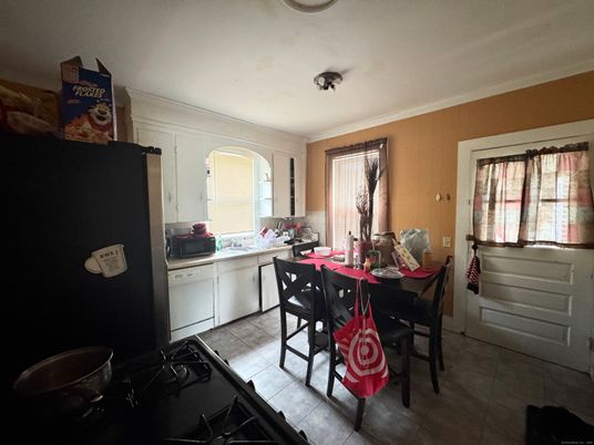 Dining room, Interior