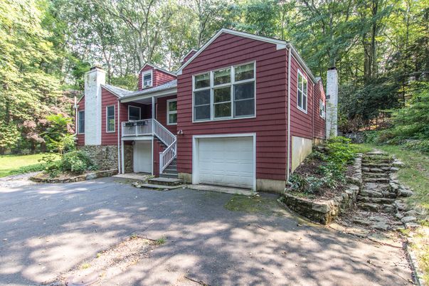 Attached, Exterior, Facade, Raised Ranch