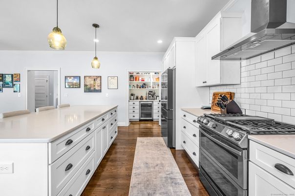 Interior, Kitchen, Pendant Lights, Recessed Lighting, Wood Texture Flooring