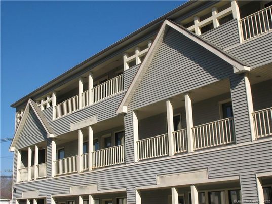Exterior, Facade, American Craftsman