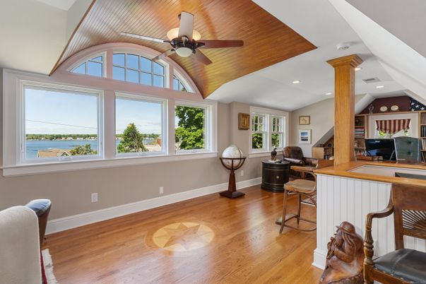 Home Office, Interior, Recessed Lighting, Water, Wood Texture Flooring