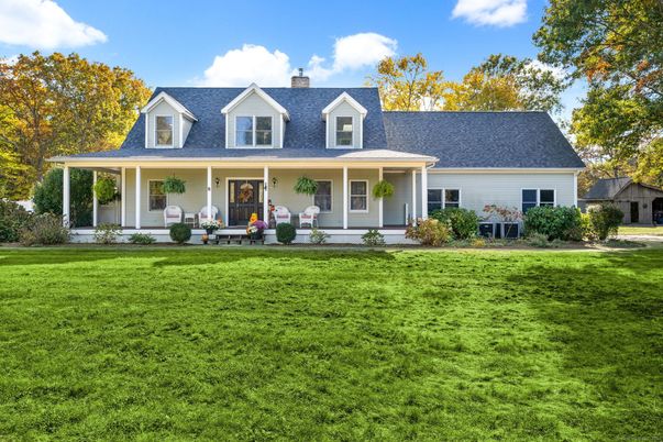 Exterior, Facade, Cape Cod